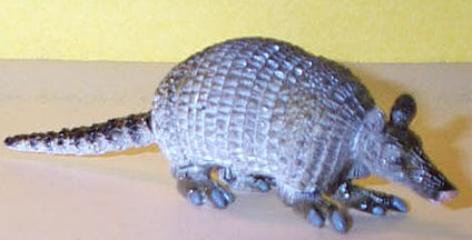 Armadillo - Small